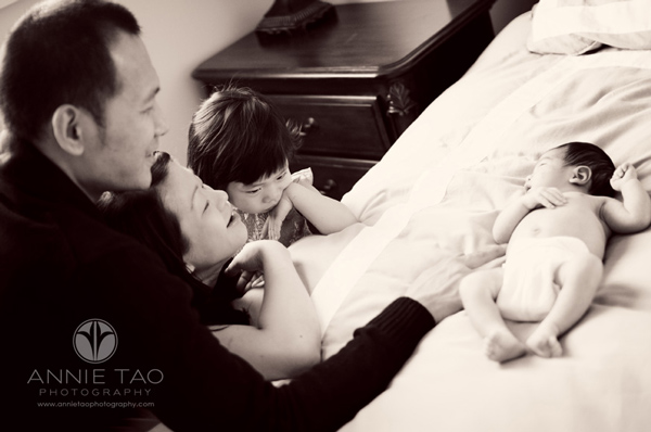 Newborn lifestyle photography tips