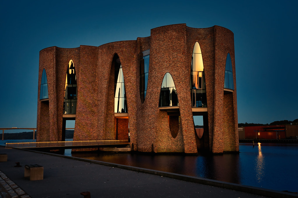 Fjordenhus in the light of sunset