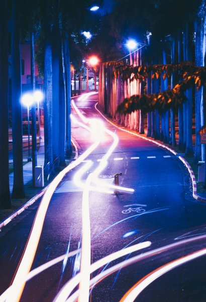 how to shoot light trails