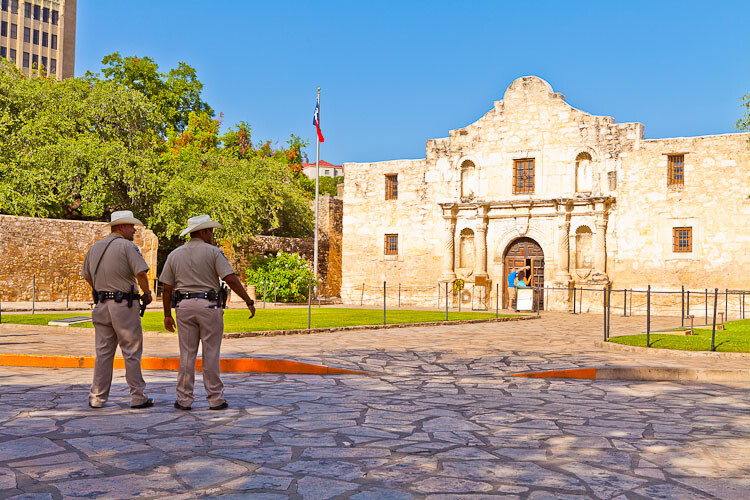 The Alamo, Mission San Antonio de Valero museum photography