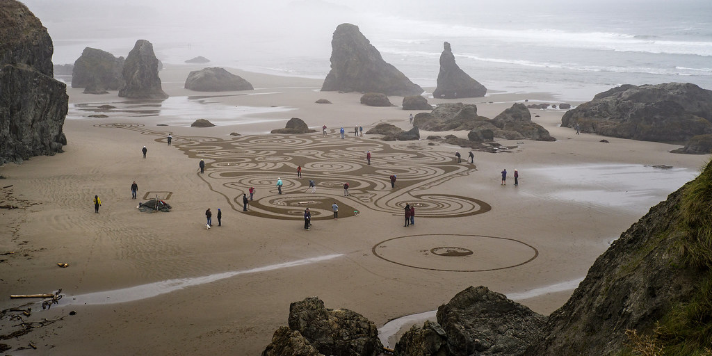 bandon beach circles in the sand