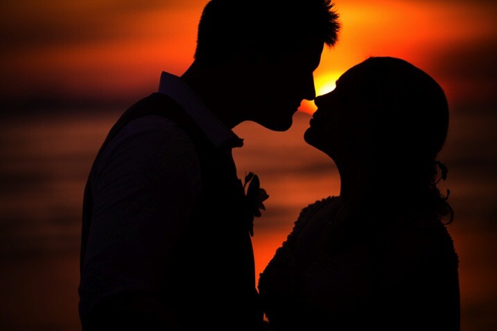 DPS Silhouette-3.jpg couple kissing perfect portrait silhouette