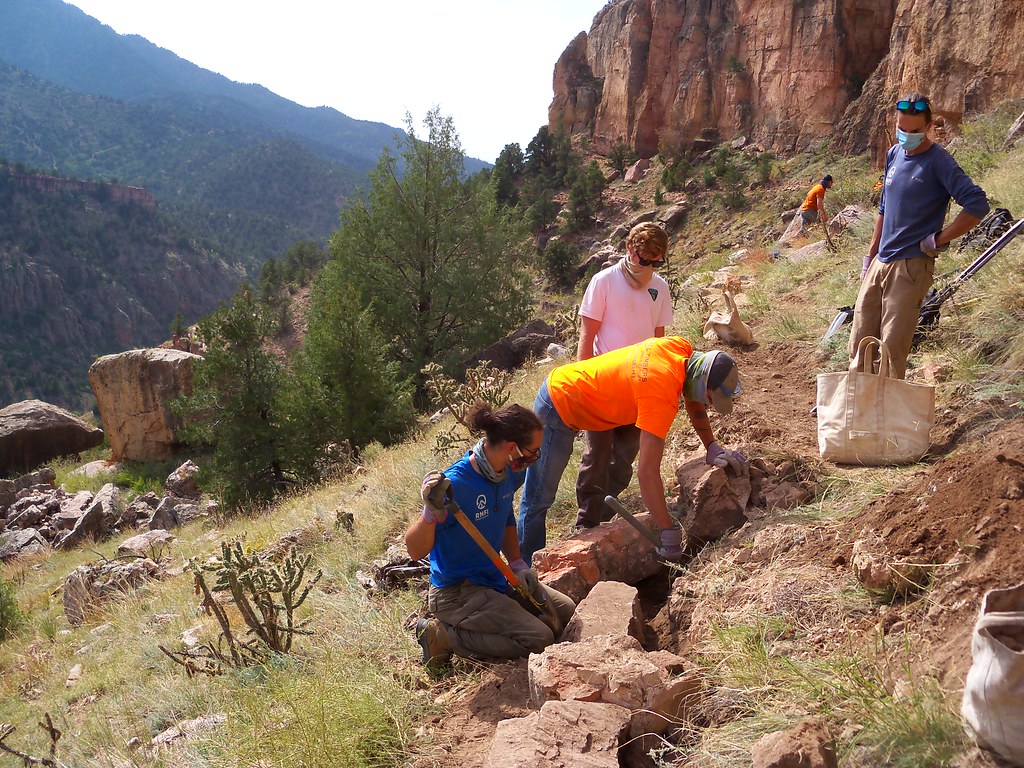 National Public Lands Day at Shelf Road