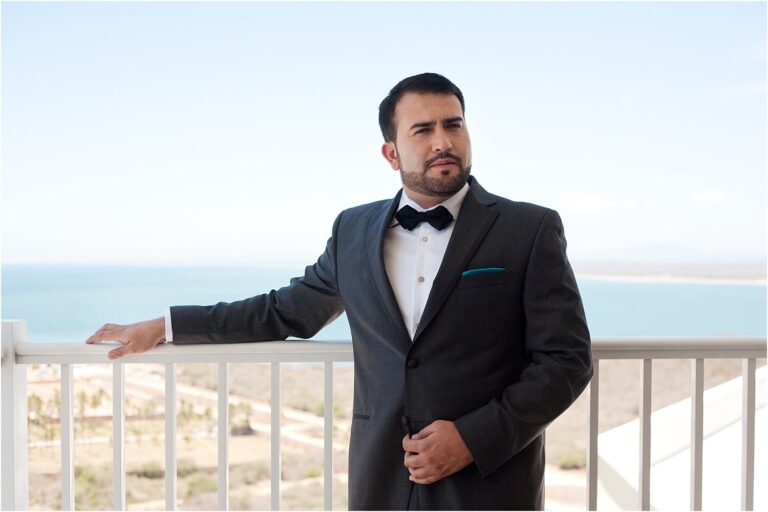 How to Pose Grooms and Groomsmen Effectively