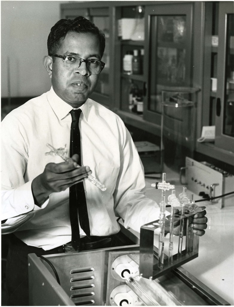 Cyril Ponnamperuma (1923-1994)